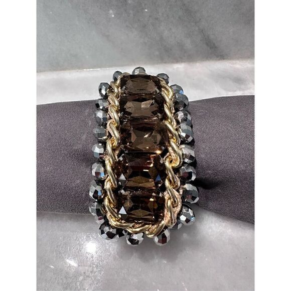 Womens Bold Crystal Rhinestones Amber Silver Elastic Cuff Bracelet - Picture 1 of 4